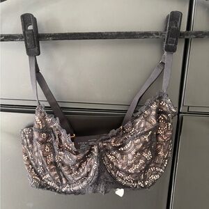 Soma Black and Tan Lace Bra